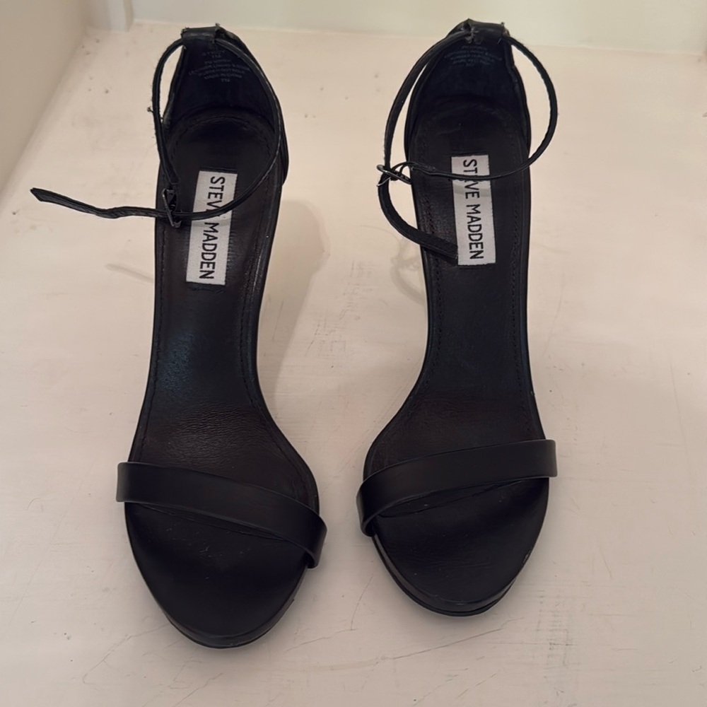 Steve Madden Tecy Heels